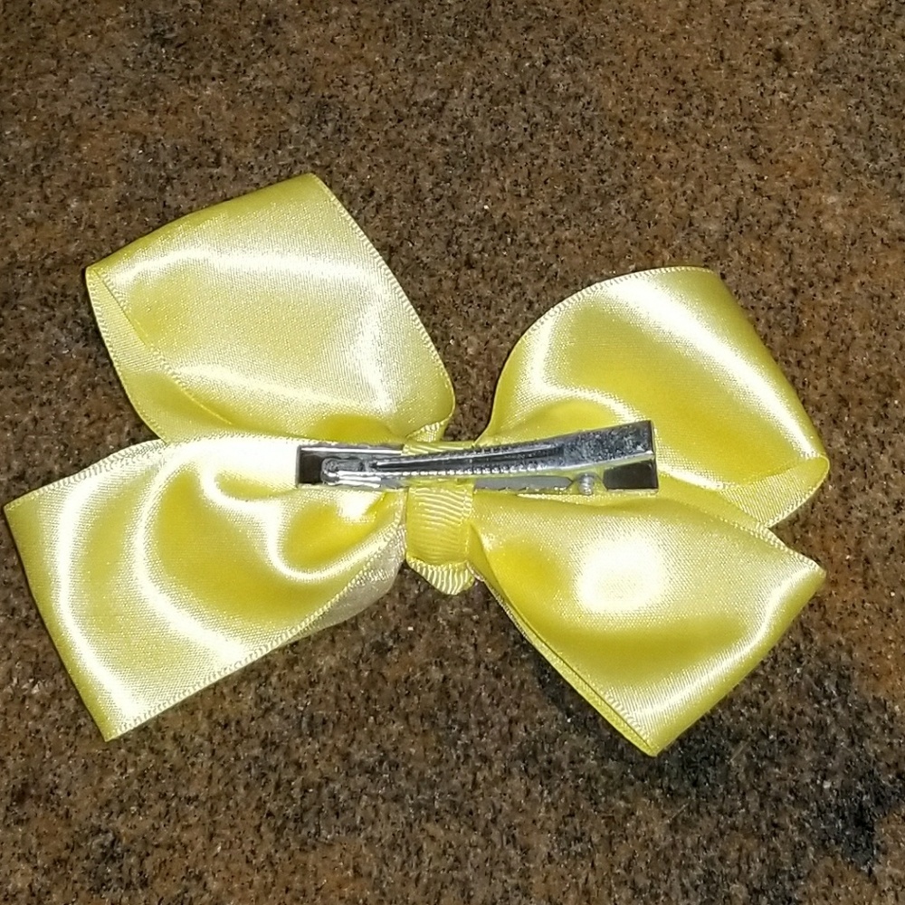 Bows - Picture 2 of 2